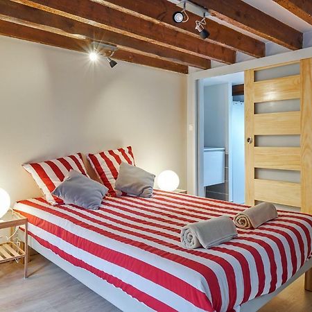 Le Saint Pierre, Atypique Au Coeur Du Centre Ville Apartamento Caen Exterior foto