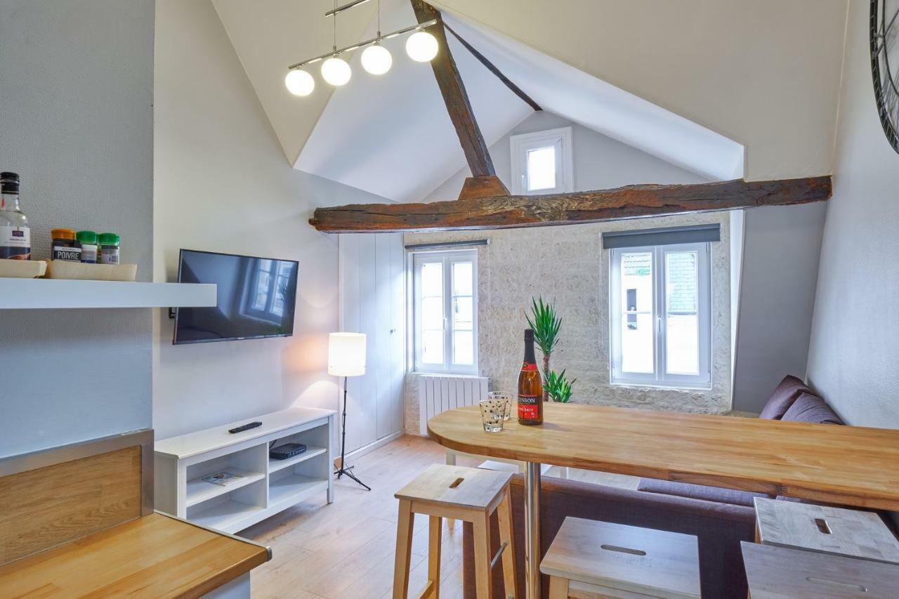 Le Saint Pierre, Atypique Au Coeur Du Centre Ville Apartamento Caen Exterior foto