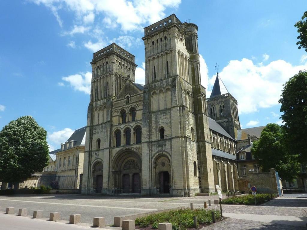 Le Saint Pierre, Atypique Au Coeur Du Centre Ville Apartamento Caen Exterior foto